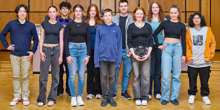 Gruppenfoto vom Jugendforum Neu-Isenburg