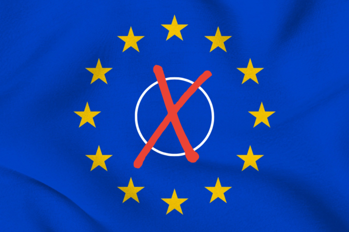 Europa Flagge und in der Mitte ein Kreuz in einem Kreis