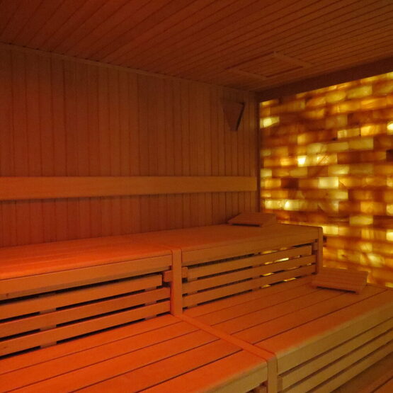 Finnsauna mit Wand