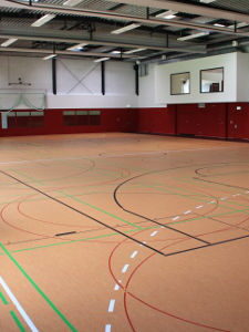 neue  sportparkhalle x