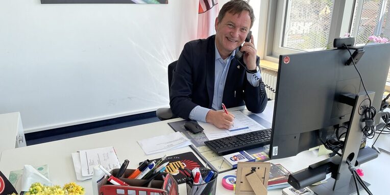 Bürgermeister Dirk Gene Hagelstein