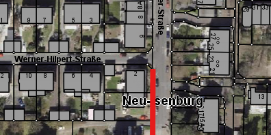 Fahrtrichtungsänderung zwischen der Werner-Hilpert-Straße und der Bahnhofstraße (s. rote Linie im Luftbild)