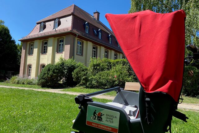 Rikscha vor der Bansamühle