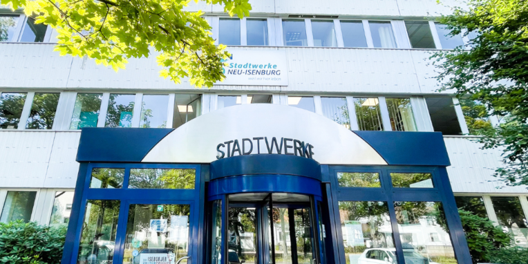 Die Stadtwerke laden zum Energietag auf dem Werksgelände ein.