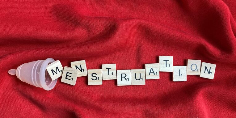 Symbolbild Menstruation in Lettern
