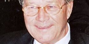 Helmut Döring