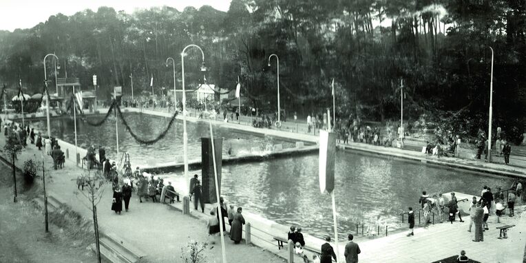 Eröffnung des WaldSchwimmbads 1926