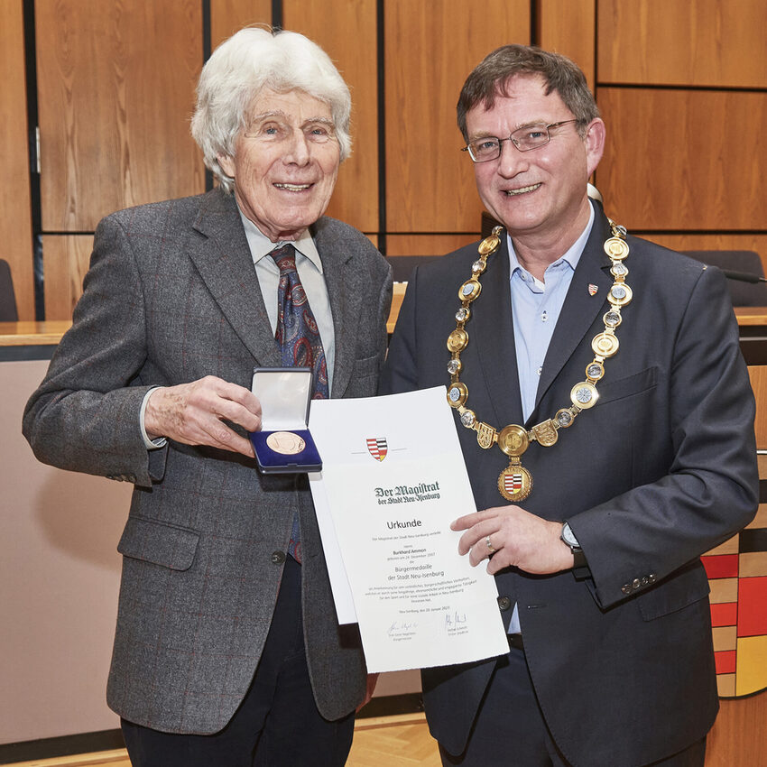 Neu-Isenburg: Bürgermedaille für Burkhard Ammon