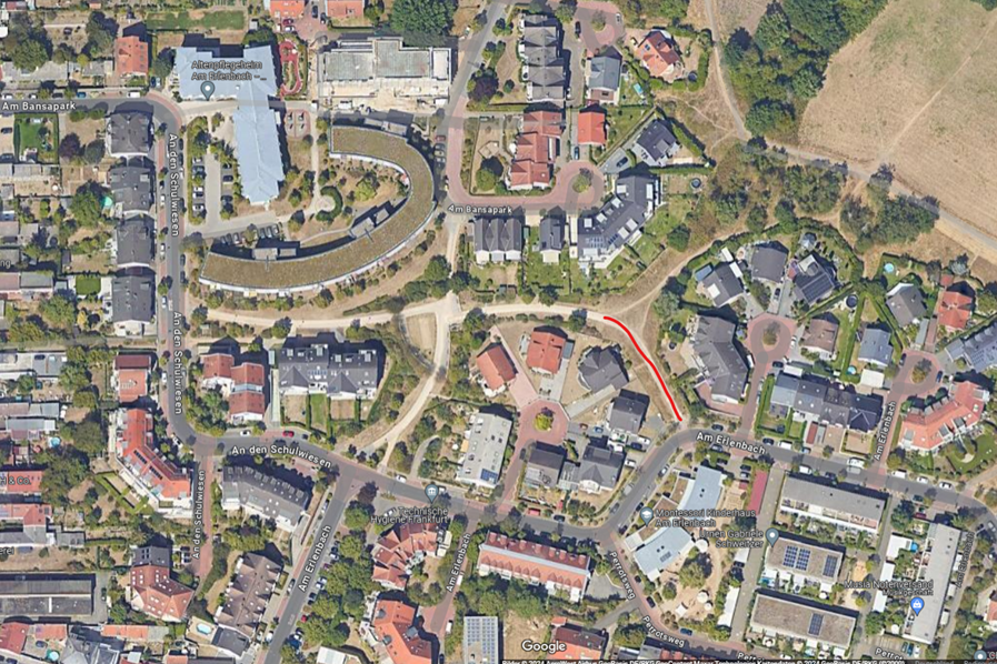 Straßenausschnitt mit roter Markierung