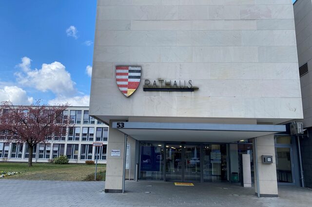 Haupteingang Rathaus Neu-Isenburg