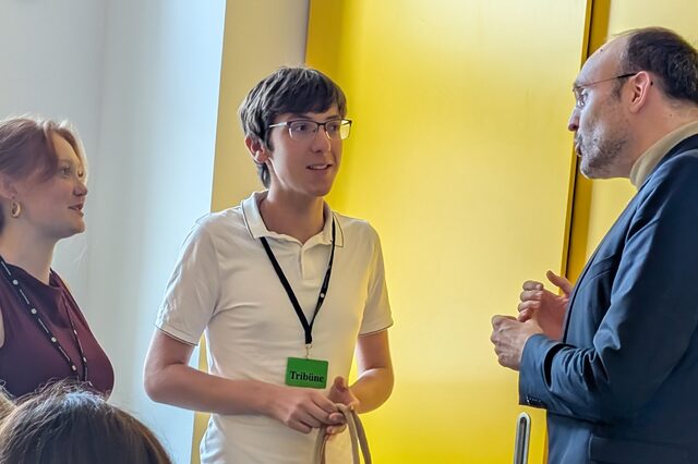 v.l.n.r. Die Vorsitzenden des Kernteams des Jugendforums Katharina Klug und Christian Adam sowie Christoph Schmid, Referent von MdB Björn Simon
