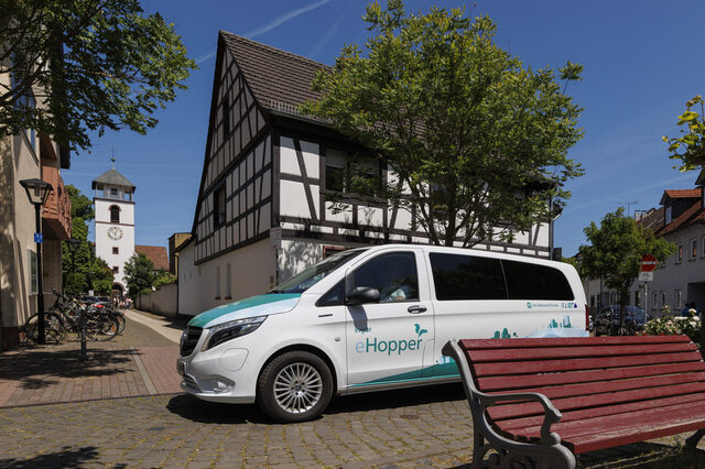 Hopper vor der Ev.-Ref. Kirche Am Marktplatz