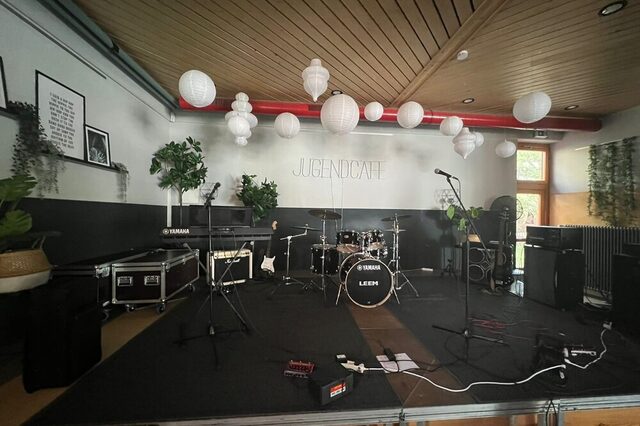 Musikbühne im Jugendcafé Neu-Isenburg