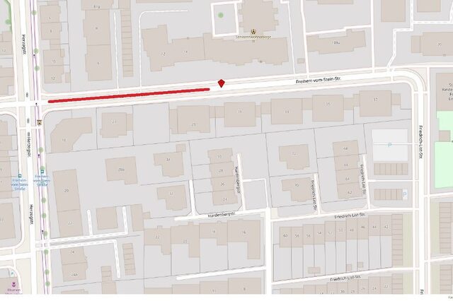 Sperrungen in der Freiherr-vom Stein-Straße, im Bereich zwischen der Herzogstraße und der Hausnummer 29 (rote Linie im Bild)