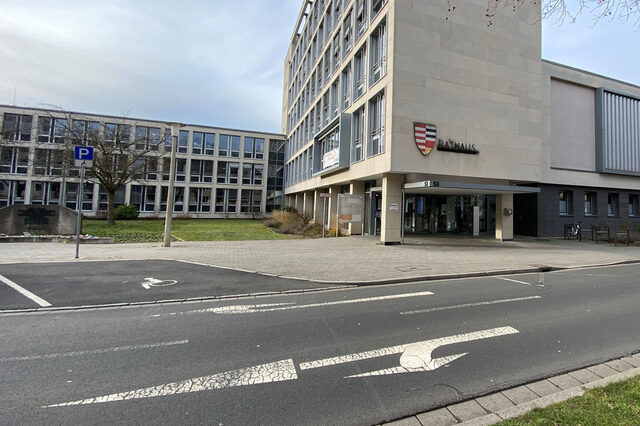 Gebäudeansicht des Rathauses Neu-Isenburg