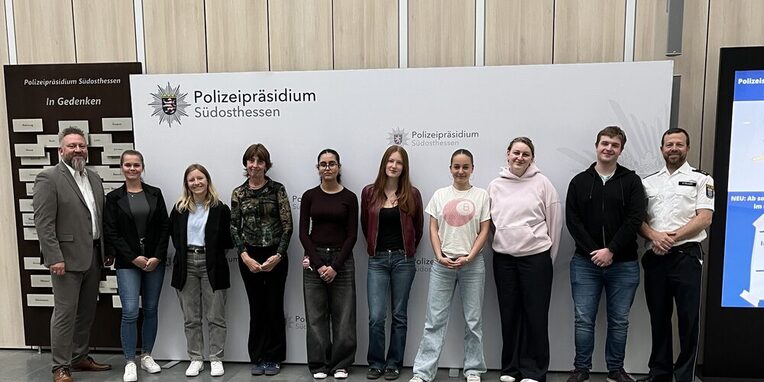 Jugendforum der Stadt Neu-Isenburg beim Polizeipräsidium Südosthessen in Offenbach