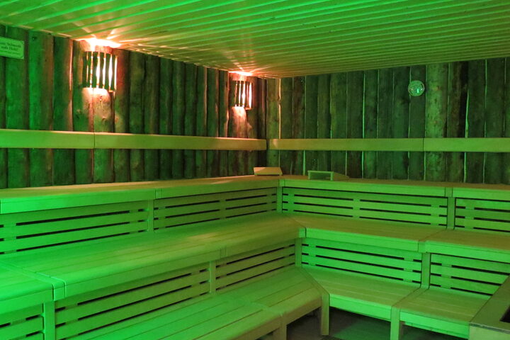 Finnsauna im WaldSchwimmbad