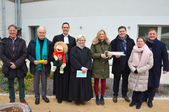 eroeffnung kiga gravenbruch  gruppenbild