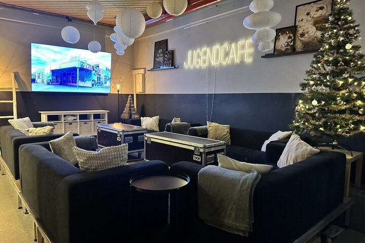 Sitzecke, Lounge im Jugendcafé