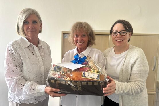 Vlnr.:Diana Flucke-Leber (Fachbereichsleitung Kinder), Conny Bünger, Petra Schmidt-Simatovic (Fachberatung Fachbereich Kinder)