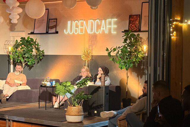 Eindrücke von der Veranstaltung Meet the Success mit Omar Afkir im Jugendcafé