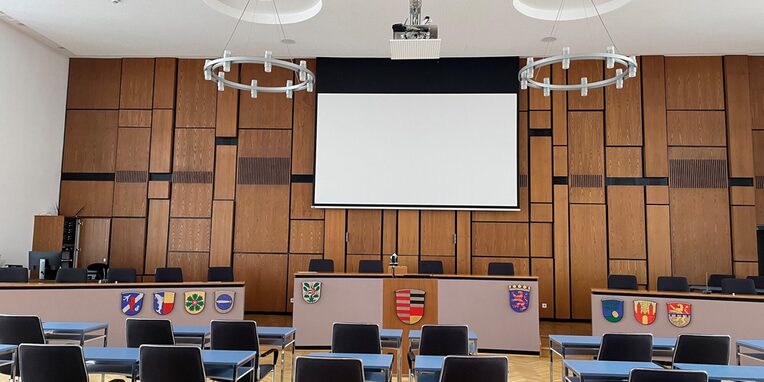 Plenarsaal im Rathaus Neu-Isenburg