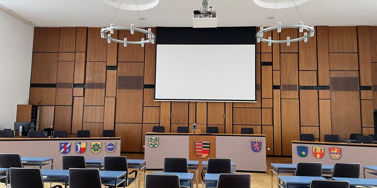 Plenarsaal im Rathaus Neu-Isenburg