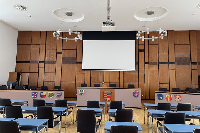 Plenarsaal im Rathaus Neu-Isenburg