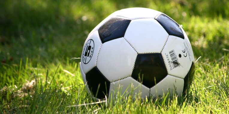 Fußball
